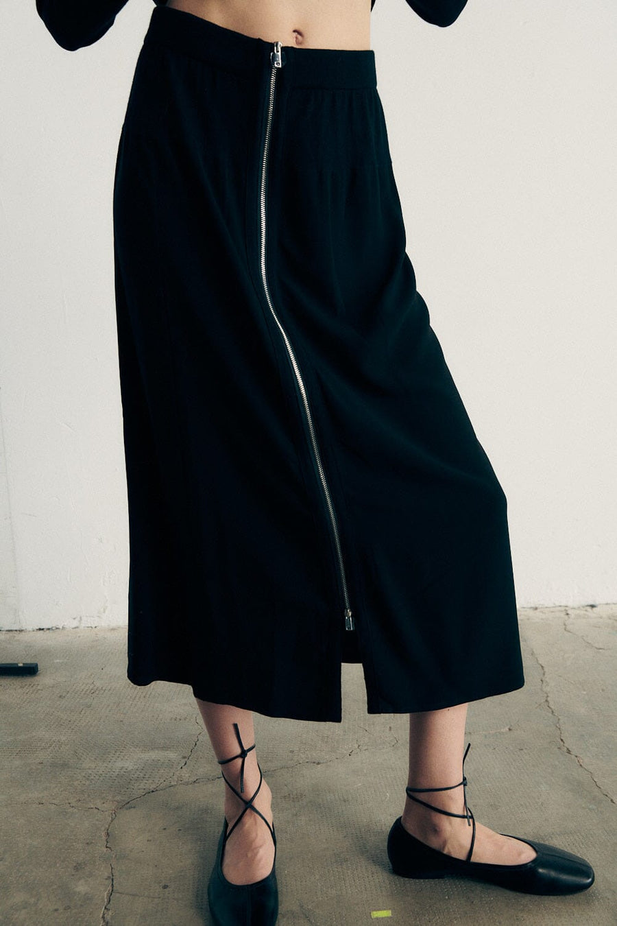 Midi skirt with zip Clothing Sita Murt S 