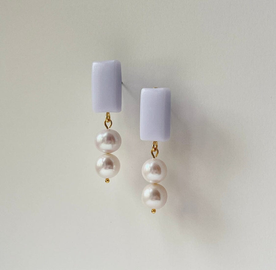 LILA MINI PEARL DROP EARRINGS Jewelry Hattie Buzzard Violet 